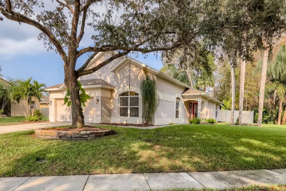 112 GOLDEN CREST COURT WINTER SPRINGS, FL 32708