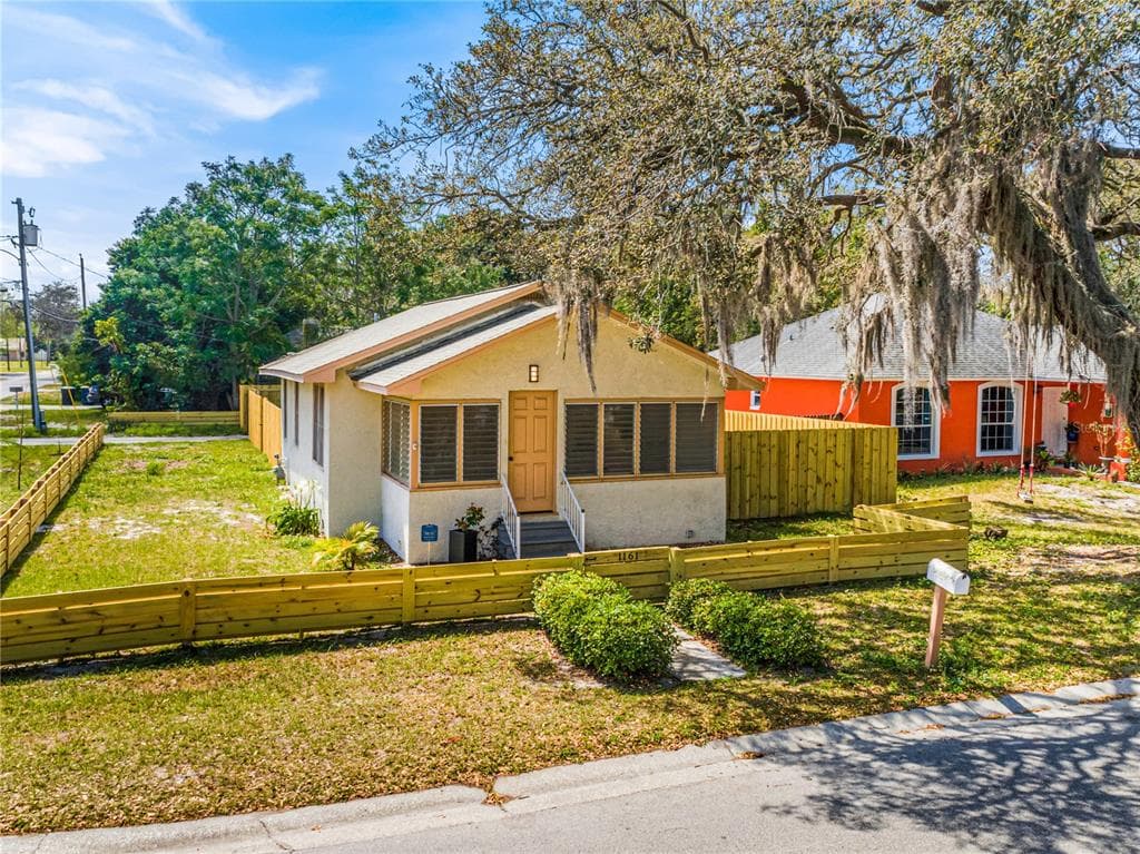 1161 WOODLAWN STREET CLEARWATER, FL 33756
