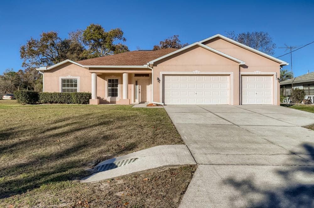 3021 STANTON AVENUE SPRING HILL, FL 34609