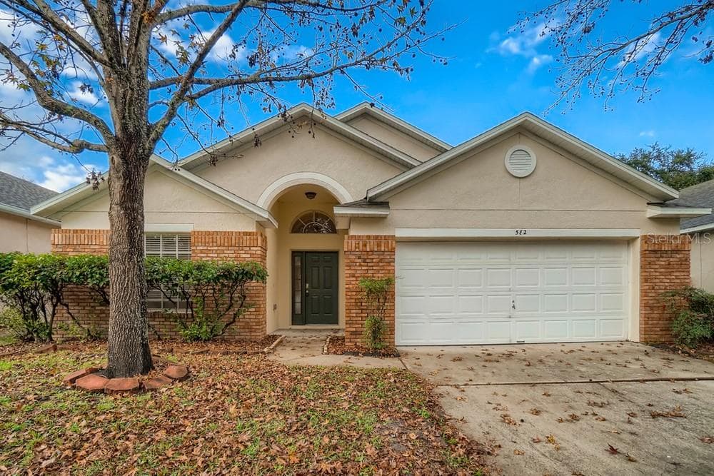 582 CARRIGAN WOODS TRAIL OVIEDO, FL 32765