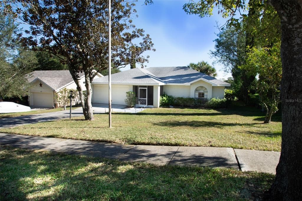 1605 HIGHLAND CLUB LANE PALM HARBOR, FL 34684