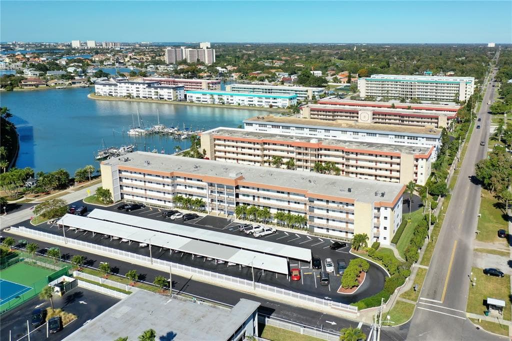 3128 59TH STREET S UNIT 405 GULFPORT, FL 33707