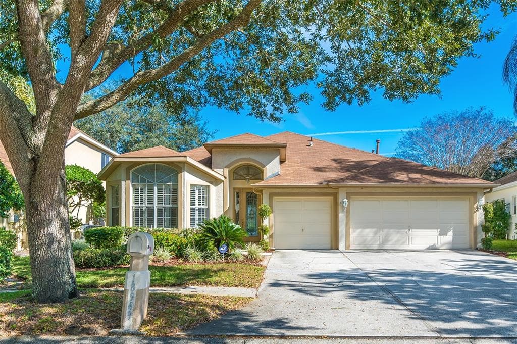 18949 MAISONS DRIVE LUTZ, FL 33558