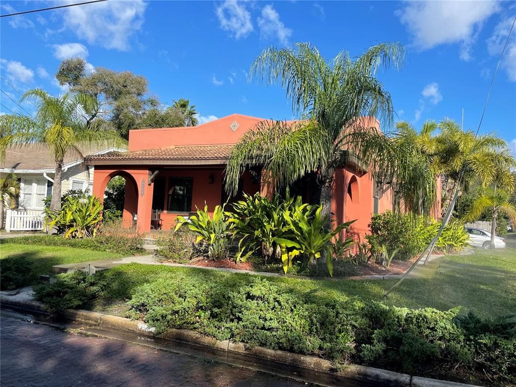 2901 W SAN NICHOLAS STREET TAMPA, FL 33629