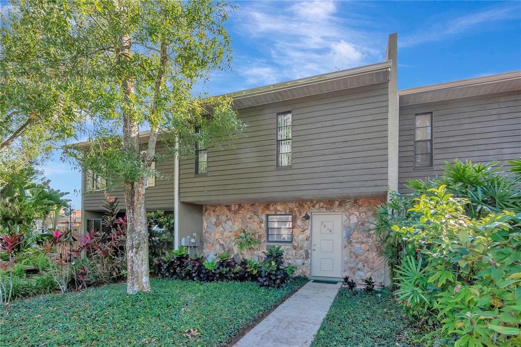 3418 W LEMON STREET TAMPA, FL 33609