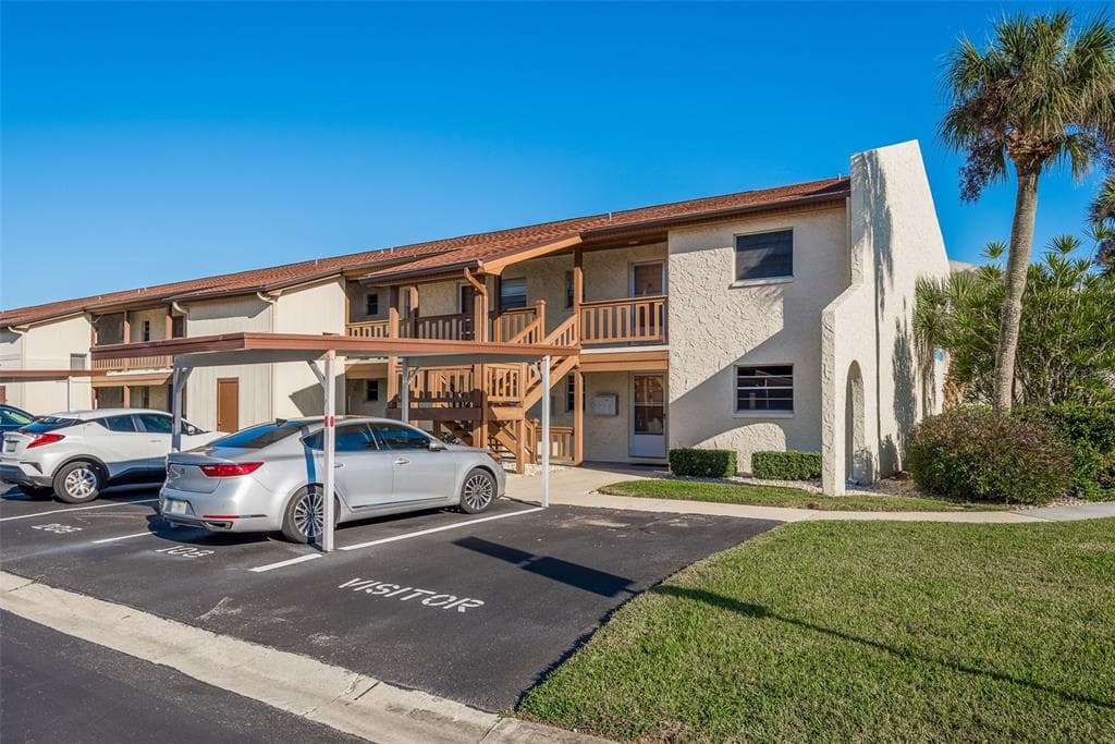 5154 TURQUOISE LANE UNIT 108 NEW PORT RICHEY, FL 34652