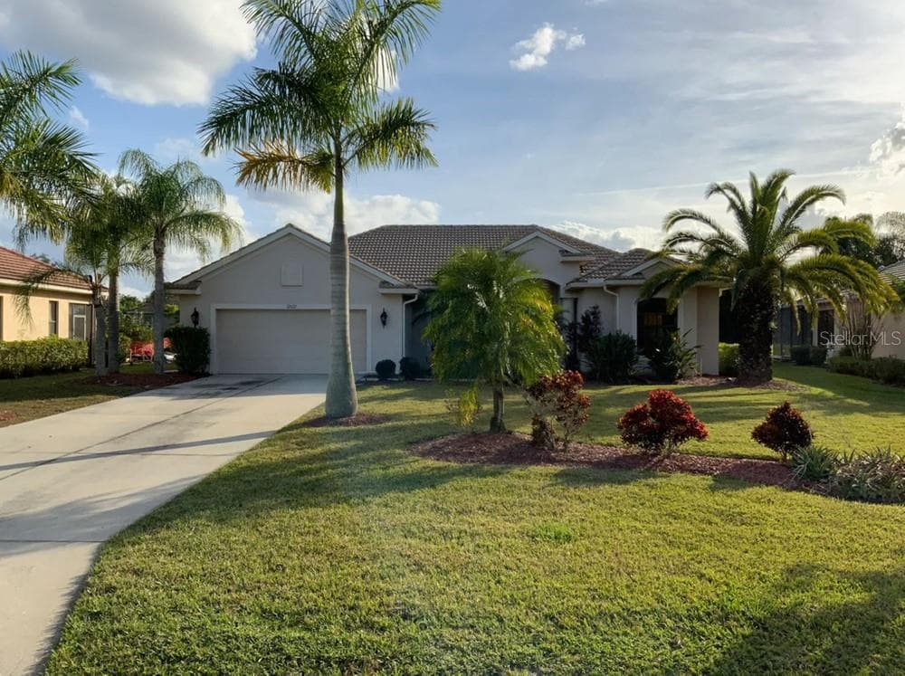 12822 KITE DRIVE BRADENTON, FL 34212