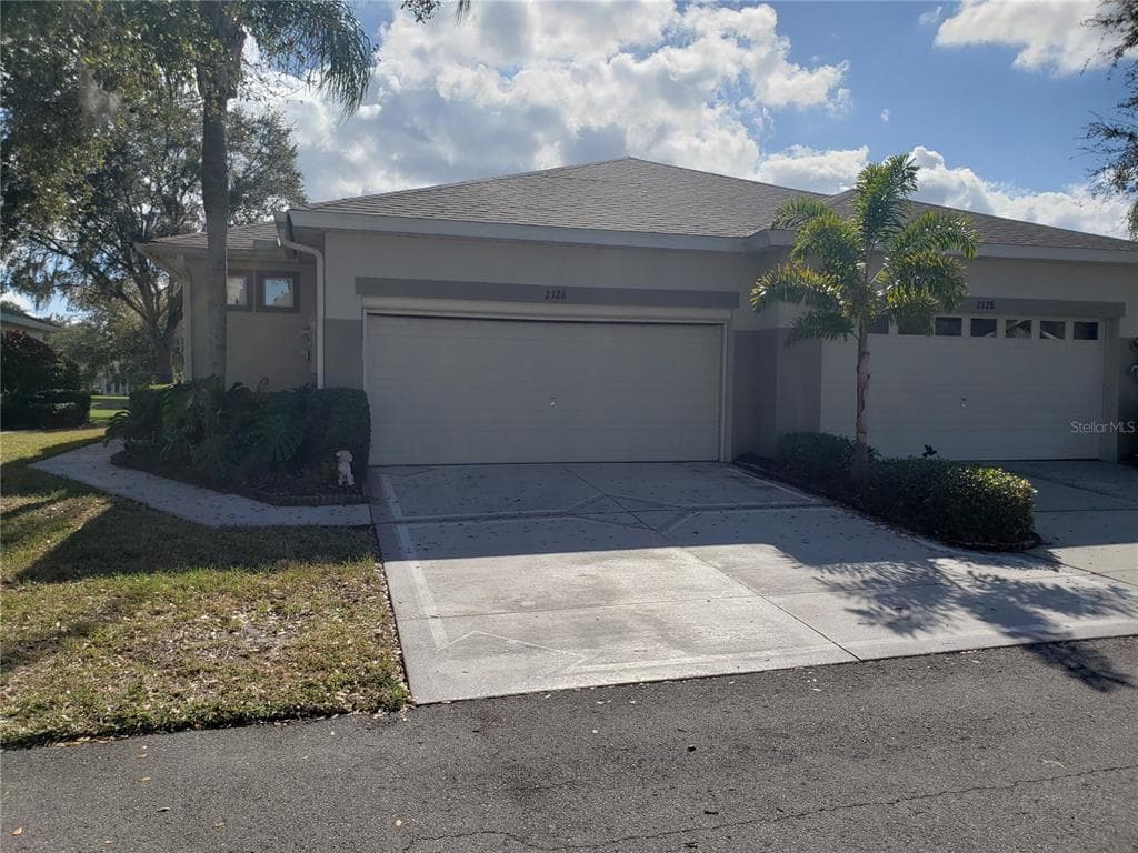 2126 ACADIA GREENS DRIVE UNIT 2126 SUN CITY CENTER, FL 33573