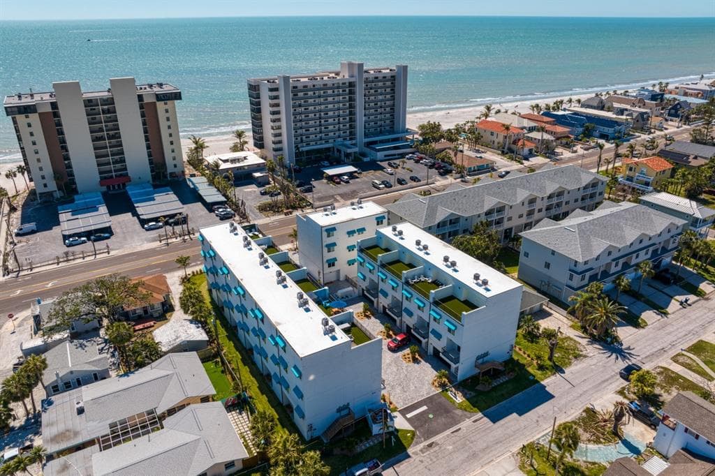 15405 GULF BOULEVARD UNIT B1 MADEIRA BEACH, FL 33708