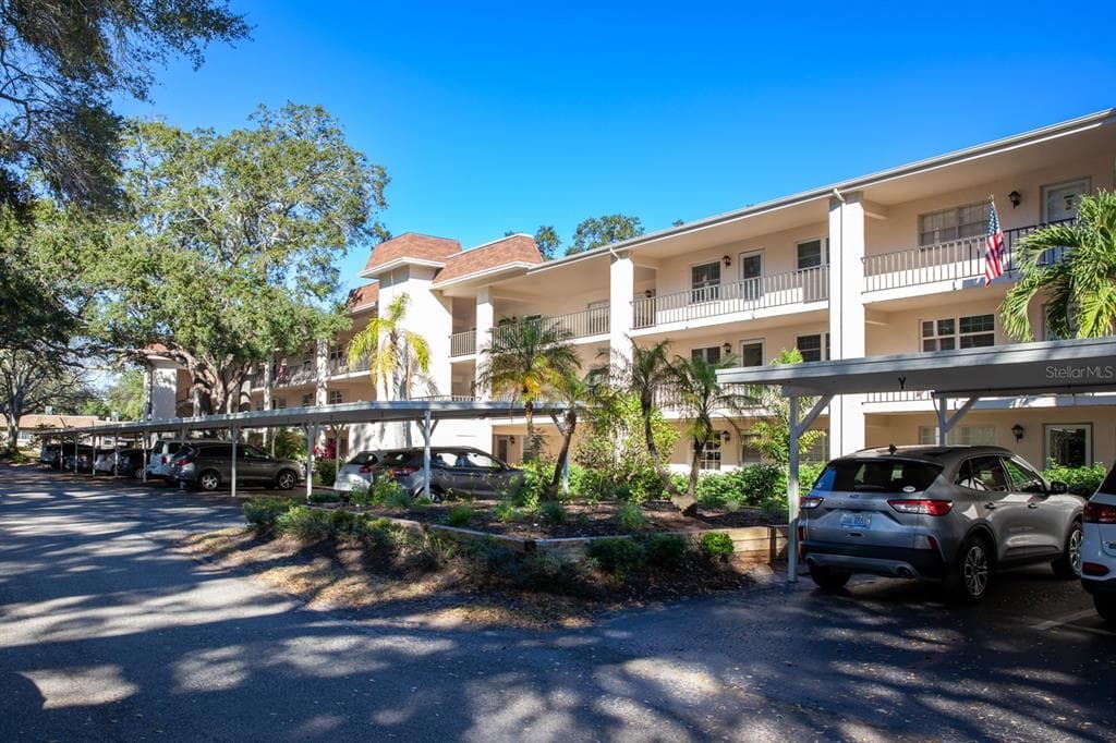 865 VIRGINIA COURT UNIT 208 DUNEDIN, FL 34698