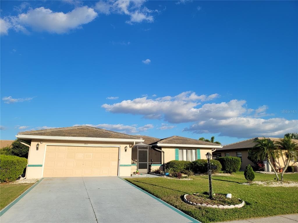 1821 GRANVILLE LANE SUN CITY CENTER, FL 33573