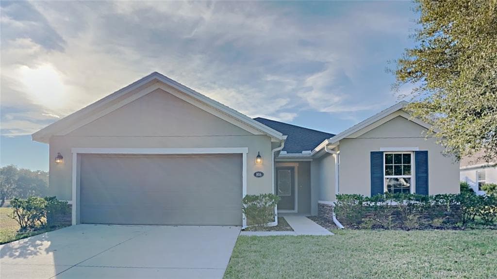806 GORDONIA COURT DELAND, FL 32724