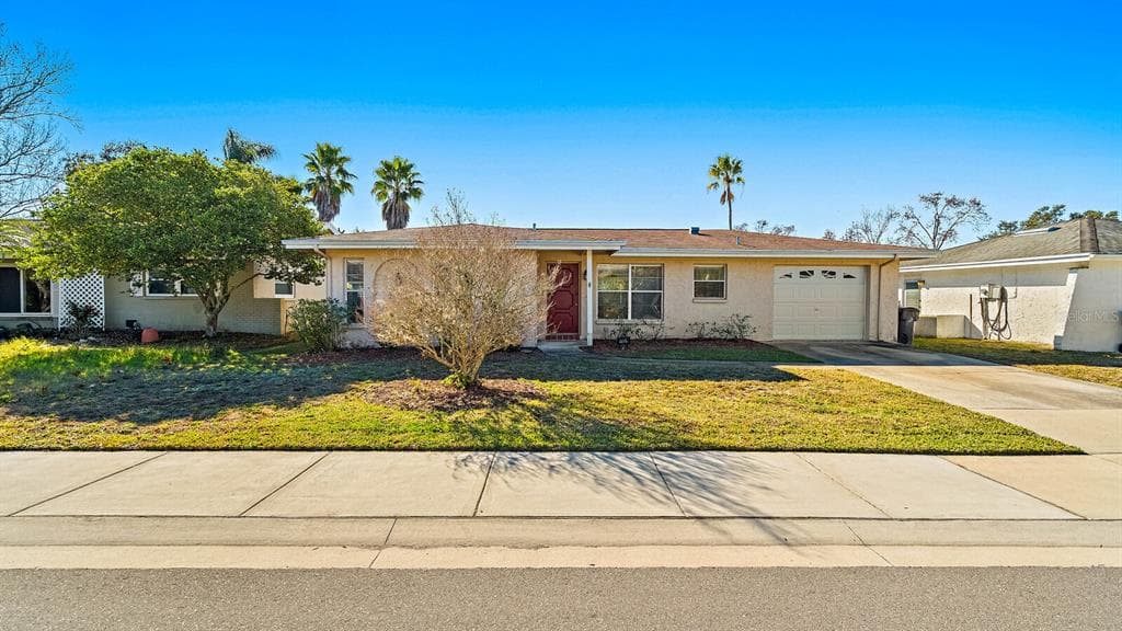 1703 HIBISCUS CIRCLE N OLDSMAR, FL 34677