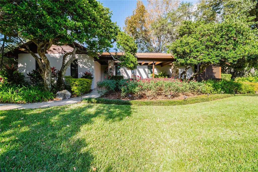 502 APACHE TRAIL BRANDON, FL 33511