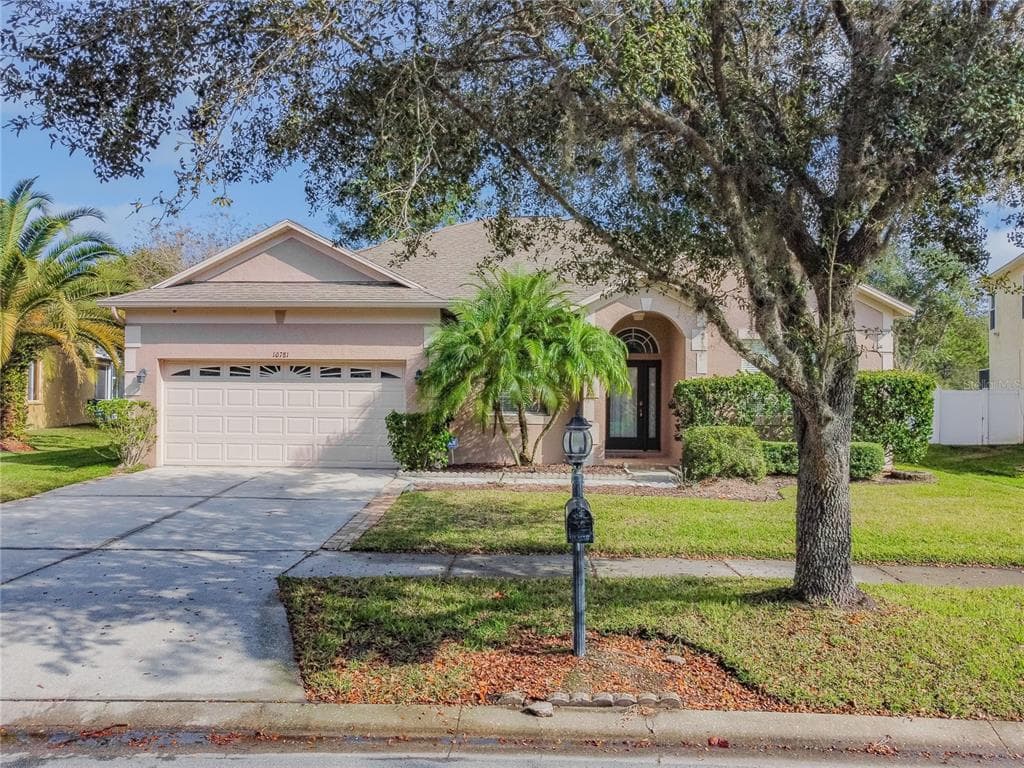 10781 PLANTATION BAY DRIVE TAMPA, FL 33647