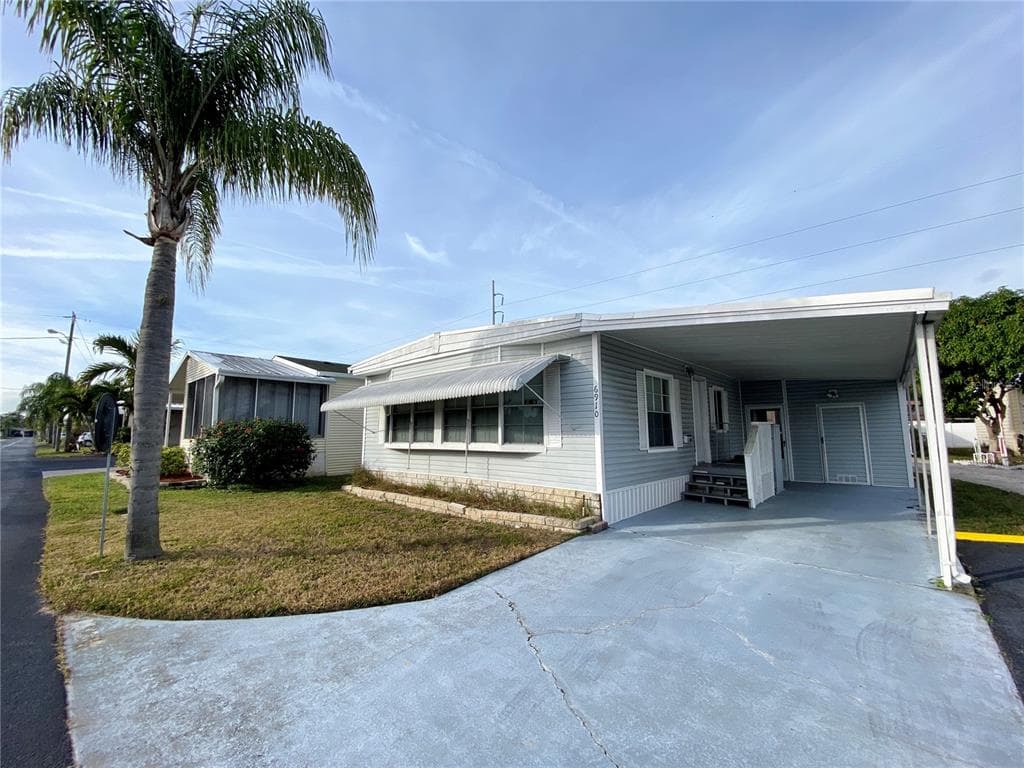 6910 AMERICANA DRIVE NE UNIT 131 ST PETERSBURG, FL 33702