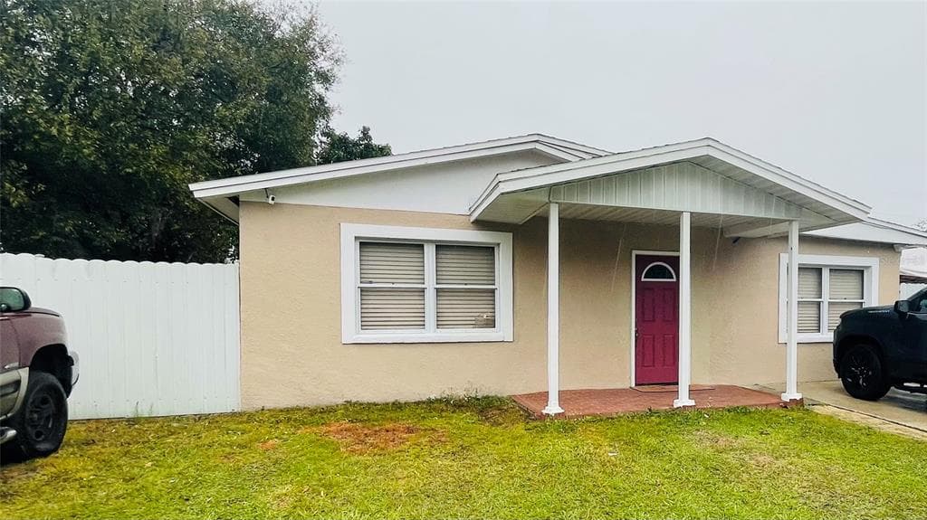 7422 THOMAS WAY TAMPA, FL 33619