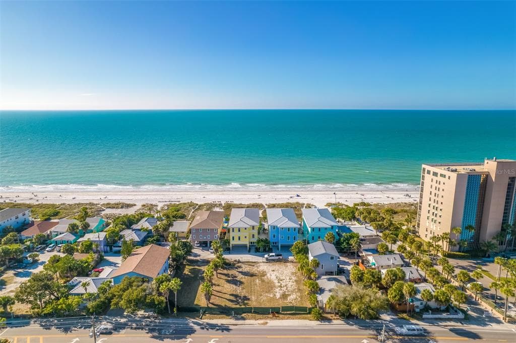 814, 816, 818 GULF BOULEVARD