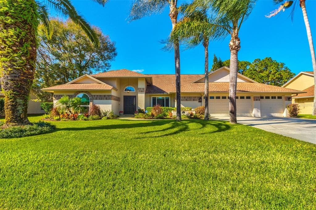 17102 EQUESTRIAN TRAIL