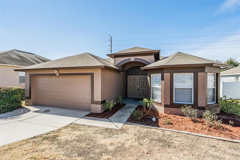 7637 MERCHANTVILLE CIRCLE ZEPHYRHILLS, FL 33540