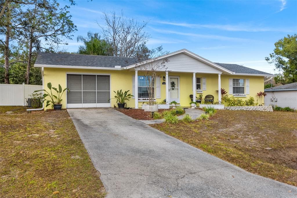 27079 WAKEFIELD DRIVE BROOKSVILLE, FL 34602