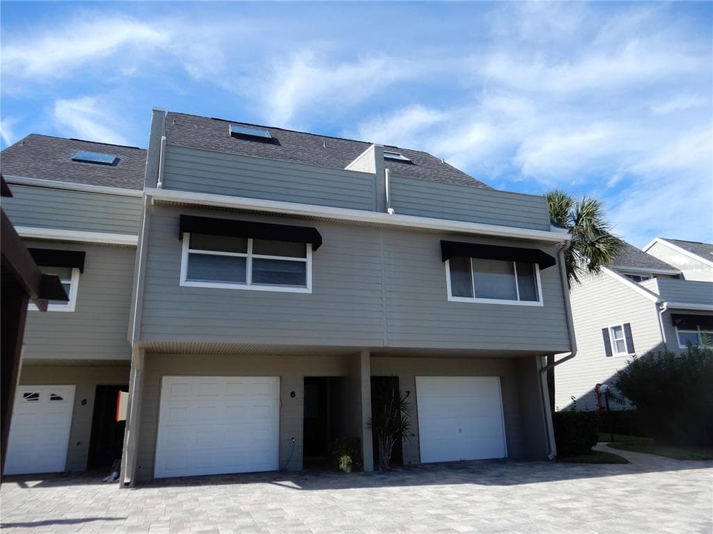 360 8TH AVENUE N UNIT 6