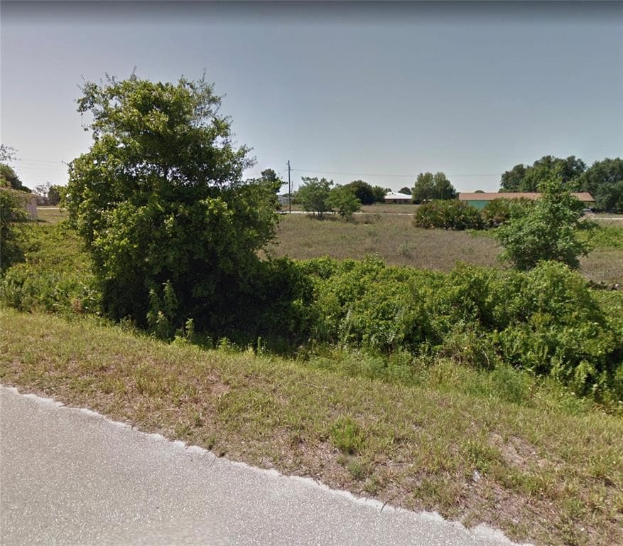 2739 W PERRY ROAD AVON PARK, FL 33825