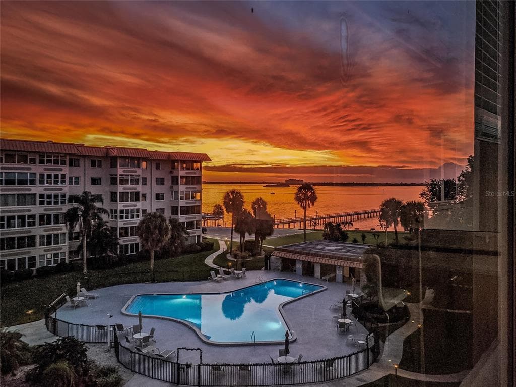 632 EDGEWATER DRIVE UNIT 531 DUNEDIN, FL 34698