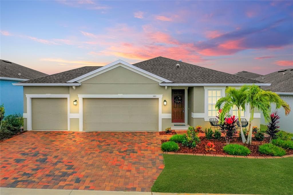 3185 HILL POINT STREET MINNEOLA, FL 34715