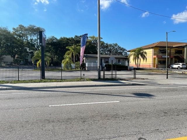 13518 N FLORIDA AVENUE TAMPA, FL 33613