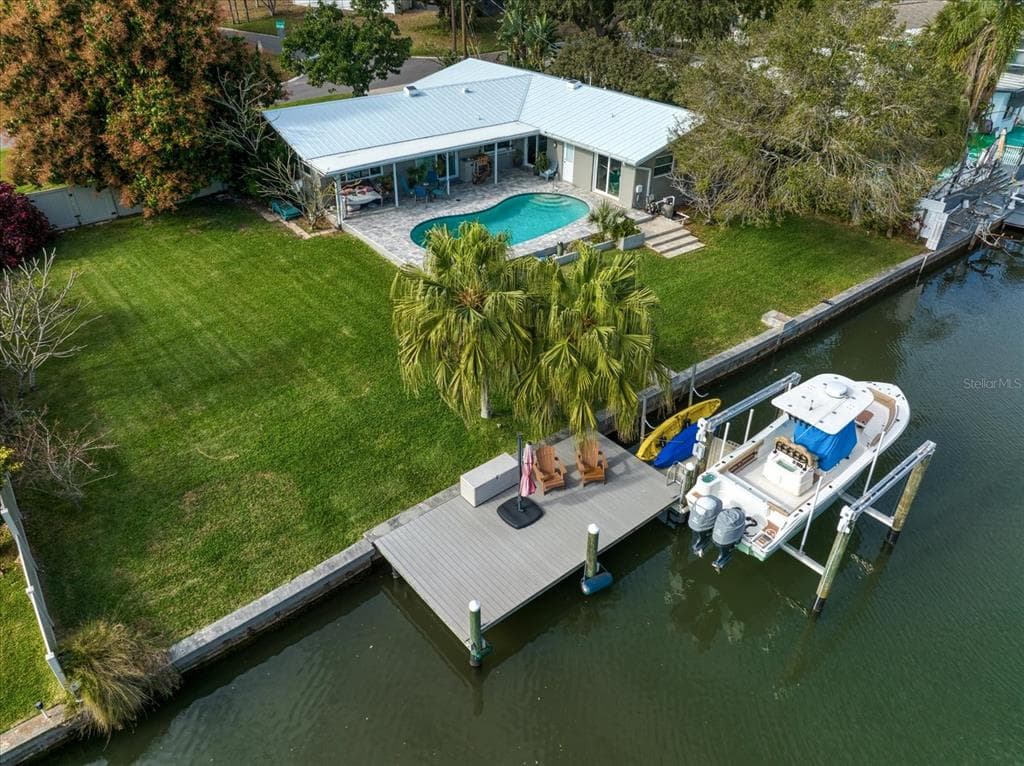 1569 BROOKSIDE BOULEVARD LARGO, FL 33770