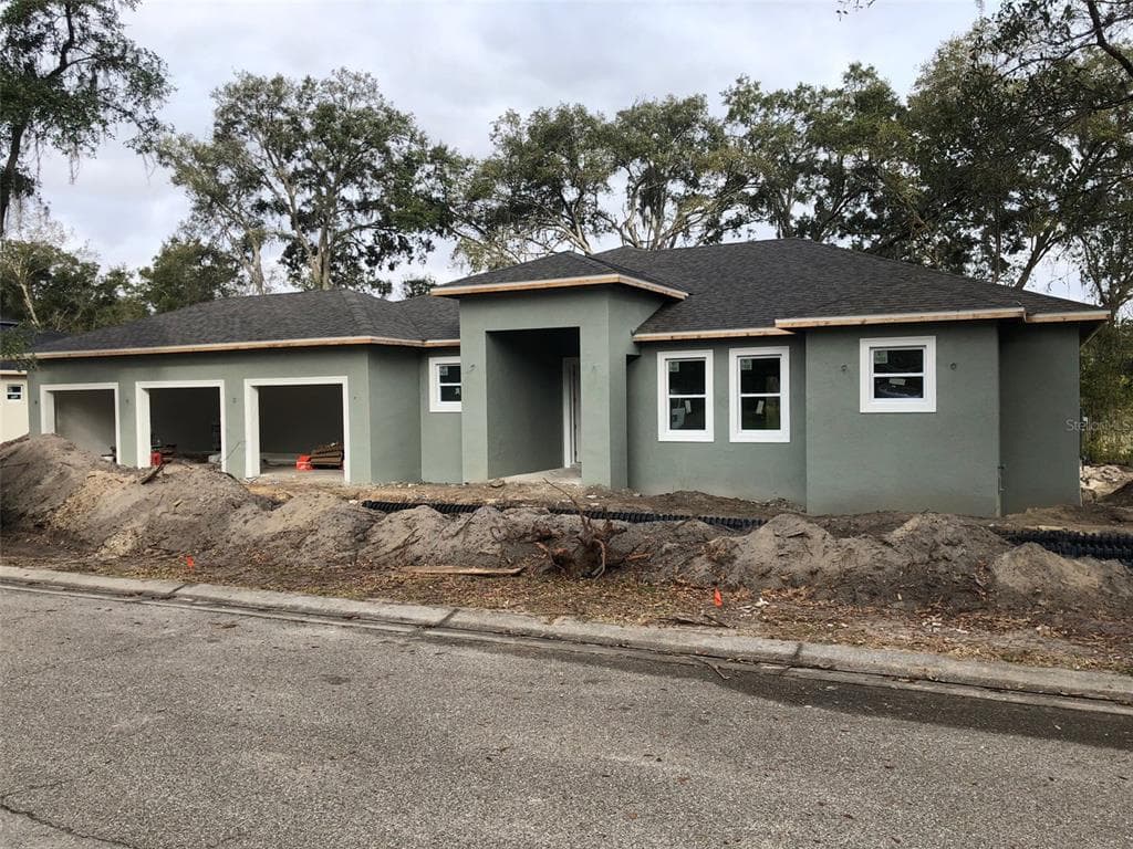 30045 VIENNA WOODS LANE WESLEY CHAPEL, FL 33545