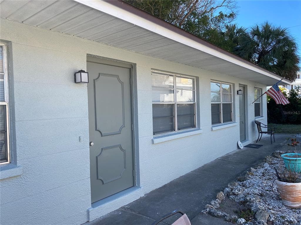3014 GULF DRIVE UNIT 3 HOLMES BEACH, FL 34217