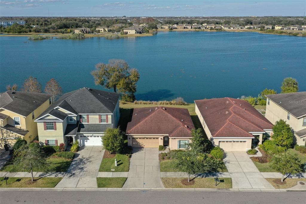 8610 TURNSTONE SHORE LANE RIVERVIEW, FL 33578