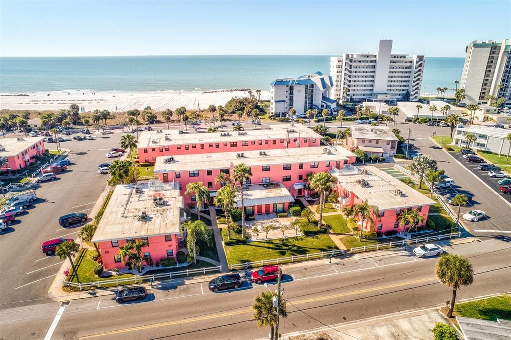 6800 SUNSET WAY UNIT 806 ST PETE BEACH, FL 33706