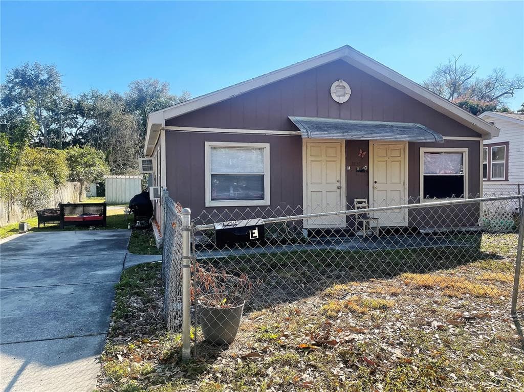 1830 27TH AVENUE N ST PETERSBURG, FL 33713