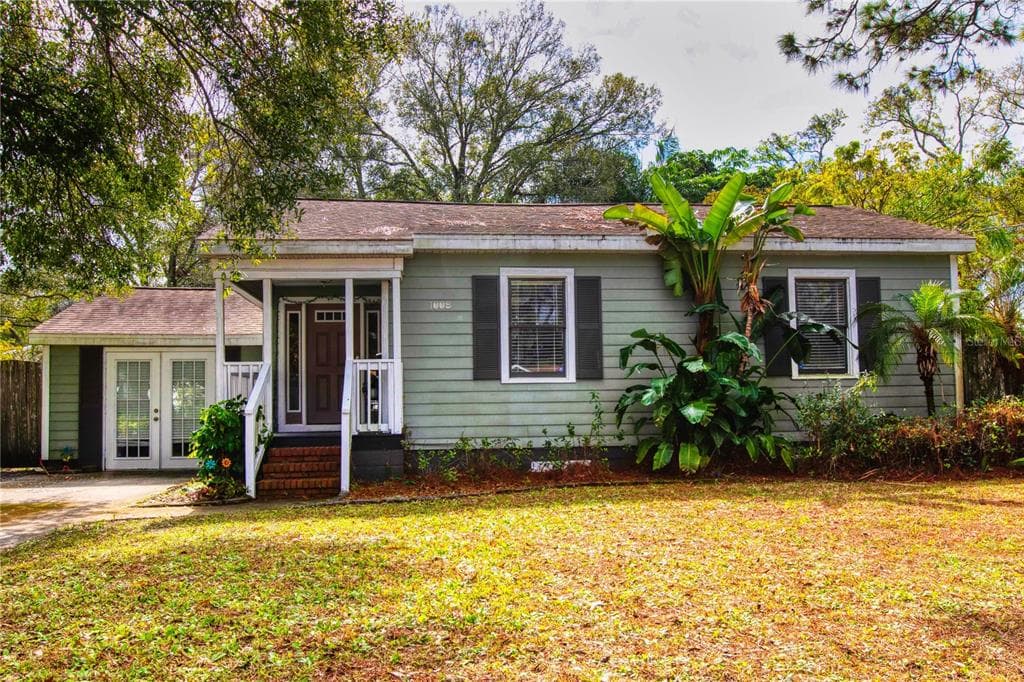 1008 W WOODLAWN AVENUE TAMPA, FL 33603