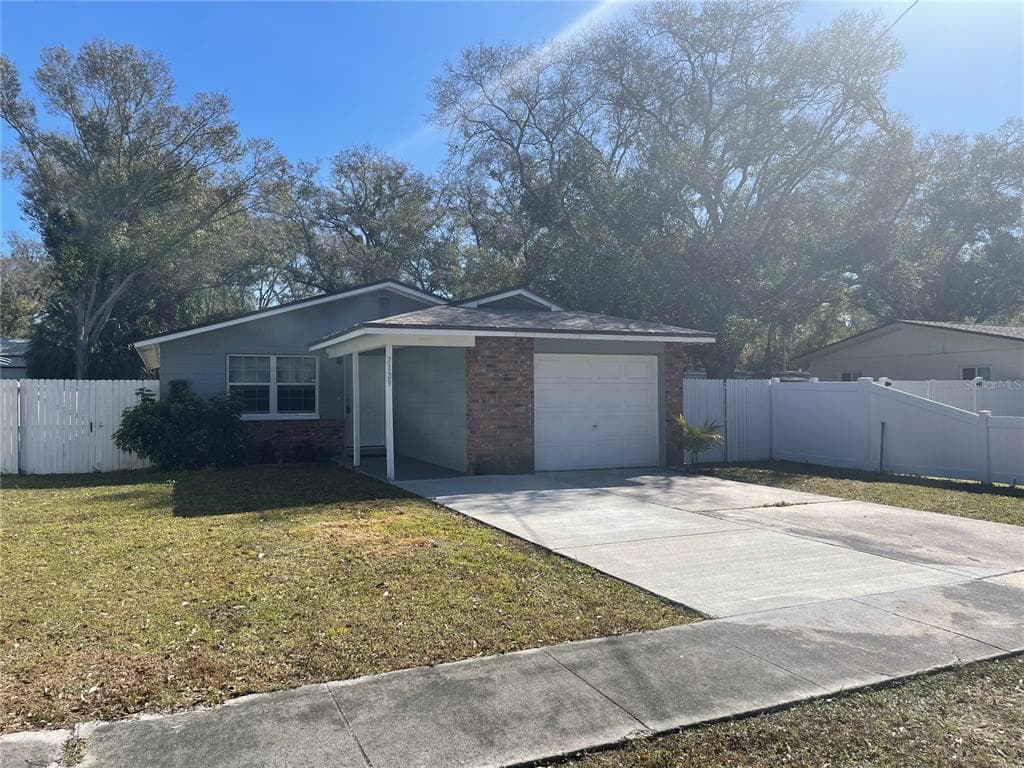 7129 62ND STREET N PINELLAS PARK, FL 33781