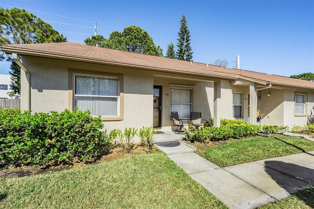 10853 43RD STREET N UNIT 1301 CLEARWATER, FL 33762