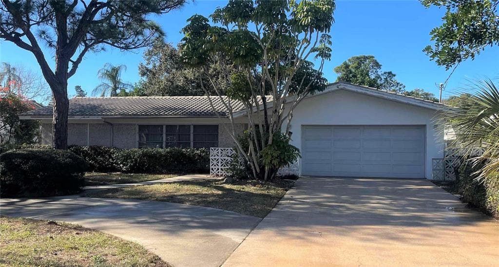 1658 INDIAN ROCKS ROAD S LARGO, FL 33774