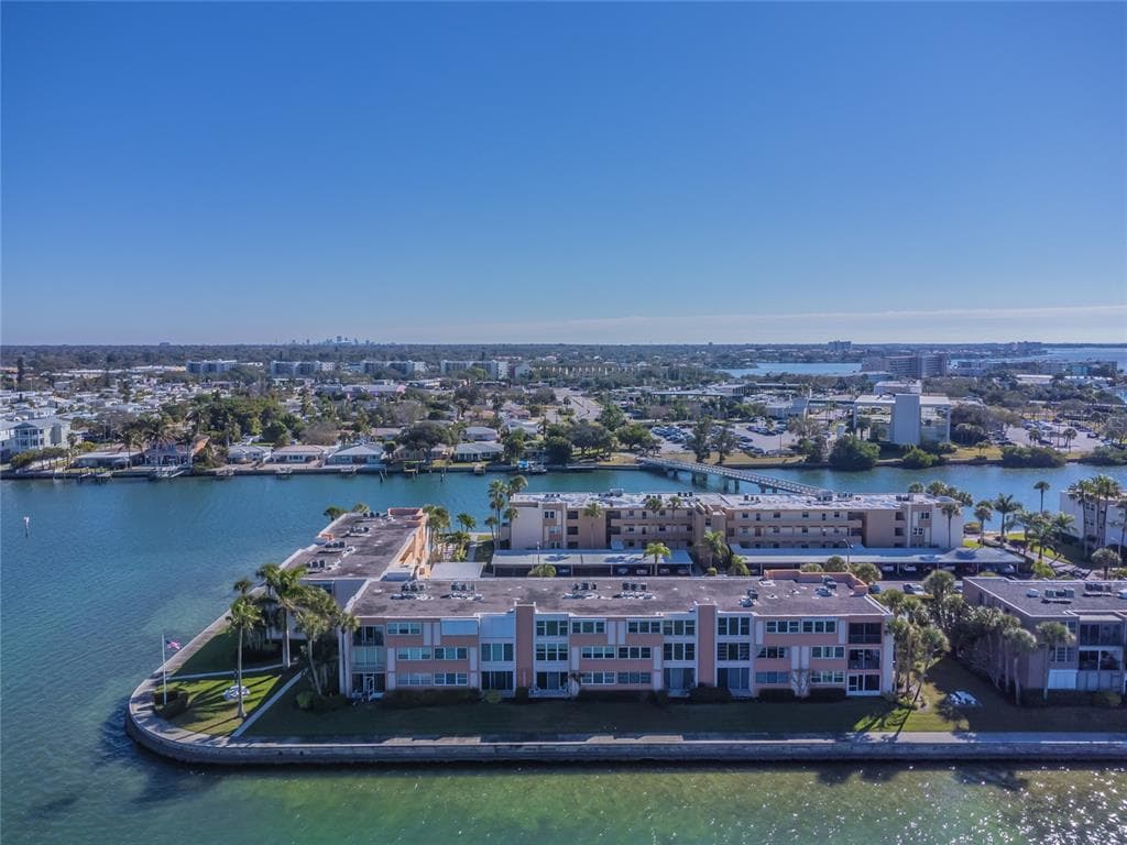 7560 BAY ISLAND DRIVE S UNIT 345 SOUTH PASADENA, FL 33707