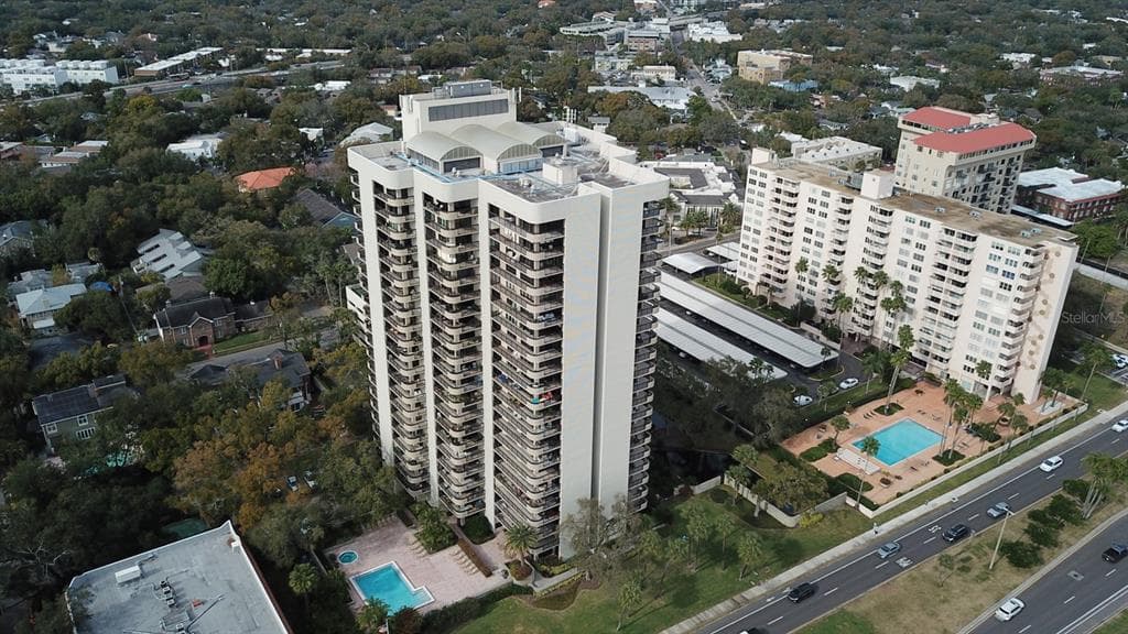 2413 BAYSHORE BOULEVARD UNIT 706 TAMPA, FL 33629