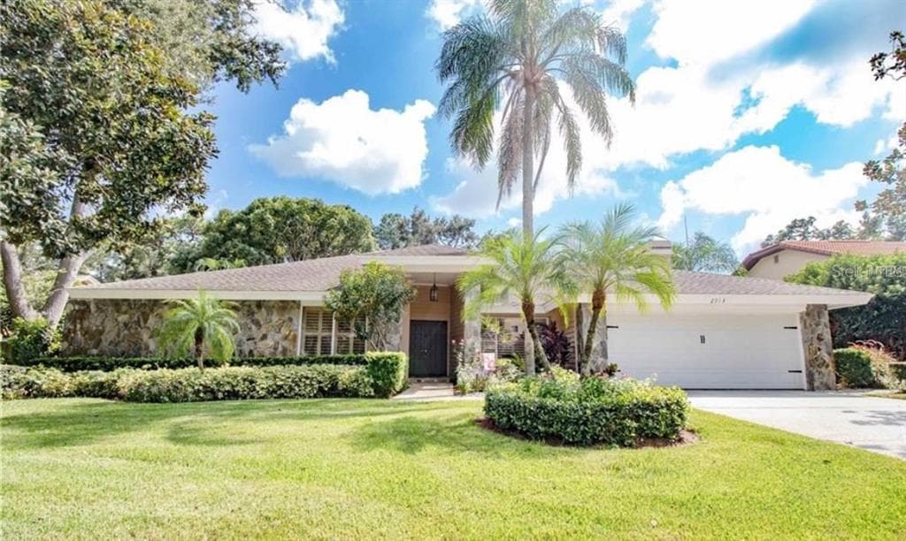 2913 EAGLE ESTATES CIRCLE S CLEARWATER, FL 33761
