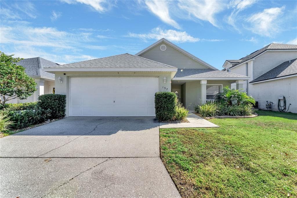 137 HARPERSFIELD STREET DAVENPORT, FL 33896