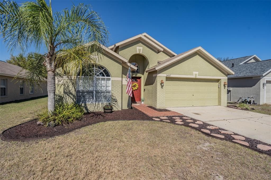24317 SUMMER WIND COURT LUTZ, FL 33559