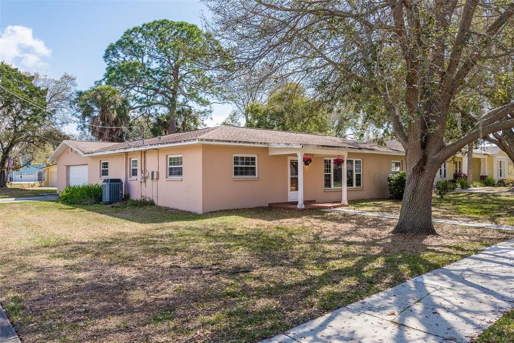 301 JEFFERSON AVE S OLDSMAR, FL 34677