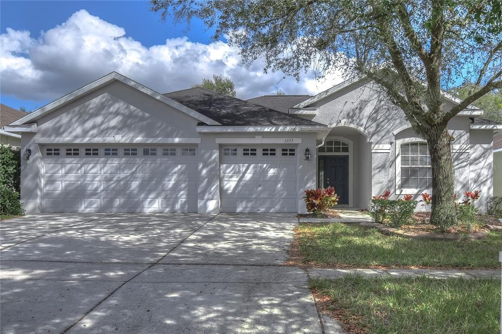 1223 EMERALD HILL WAY VALRICO, FL 33594