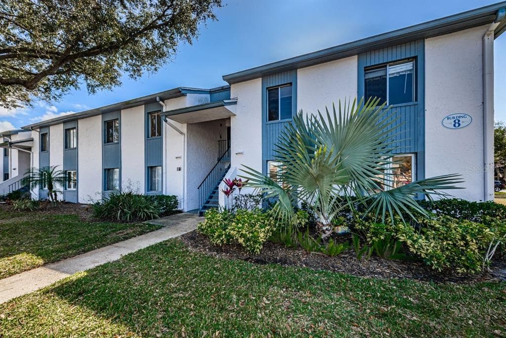 258 CYPRESS LANE OLDSMAR, FL 34677