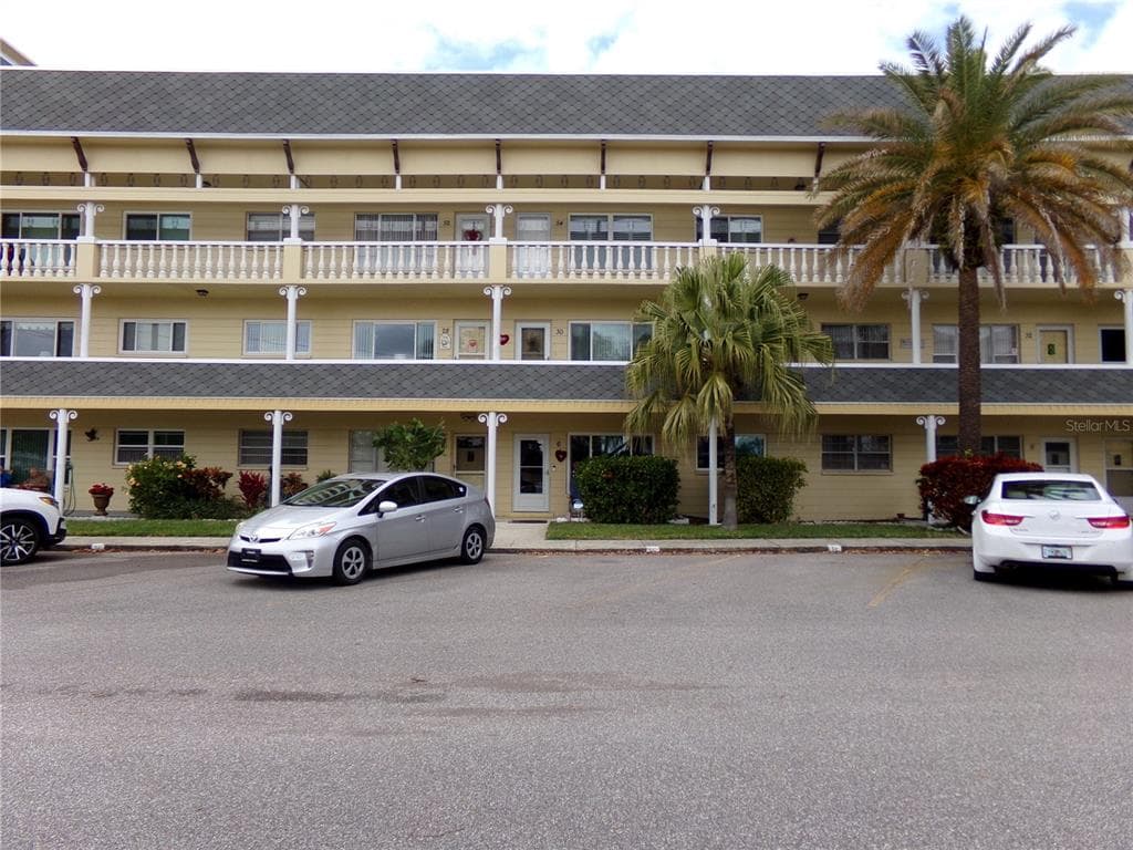 2458 FLORENTINE WAY UNIT 30 CLEARWATER, FL 33763