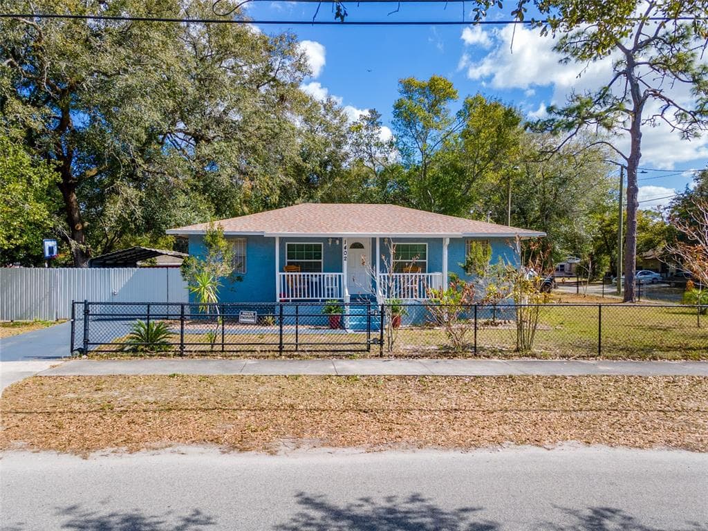 1402 E POINSETTIA AVENUE TAMPA, FL 33612